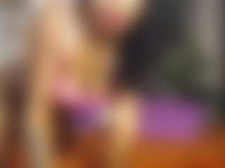 Queen-bree's Live Sex Cam Show