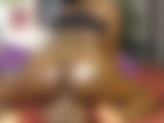 Queen-bree's Live Sex Cam Show