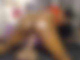 Queen-bree's Live Sex Cam Show