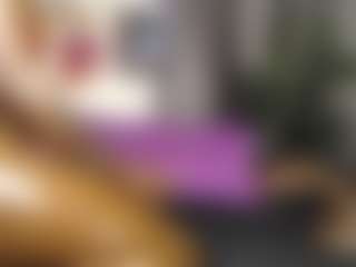 Live cam show with Queen-bree - Ebony on madthumbs