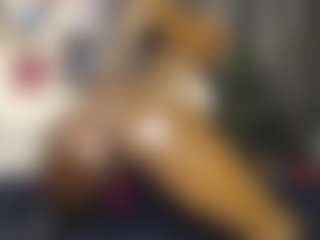Live cam show with Queen-bree - Black Blowjob on CamClone