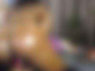 Queen-bree's Live Sex Cam Show