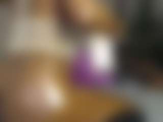 Queen-bree's Live Sex Cam Show