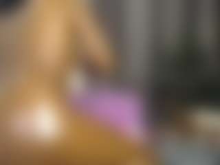 Queen-bree's Live Sex Cam Show