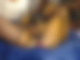 Queen-bree's Live Sex Cam Show