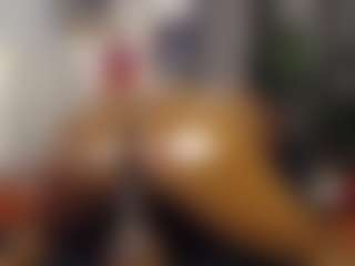 Queen-bree's Live Sex Cam Show