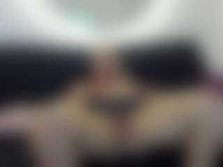 Live cam show with NatiiBigass - Handjob on Dolls Live