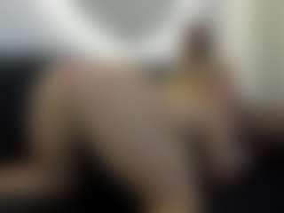 Live cam show with NatiiBigass - Handjob on Pornisteam.com