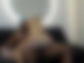 Live cam show with NatiiBigass - Athletic Public on Lustler