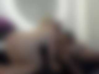 Live cam show with NatiiBigass - Toys on madthumbs