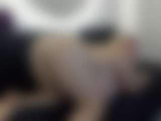 Live cam show with NatiiBigass - Striptease on Sweet Sext