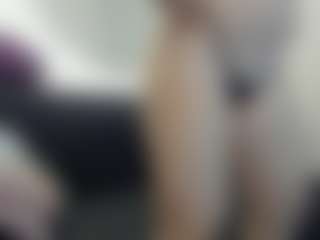 Live cam show with NatiiBigass - Fuck Machine on Cam Slut