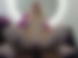 Live cam show with NatiiBigass - Bedroom on Camiplay Live