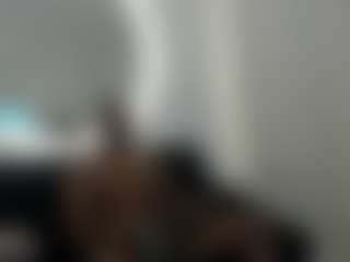 Live cam show with NatiiBigass - Striptease on Camsoda