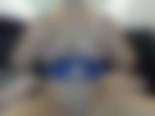 Live cam show with NatiiBigass - Bedroom Mature on fapnchat
