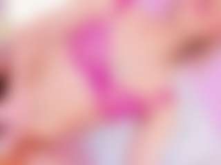 Live cam show with SamiQueen01 - Spank on Chatstar