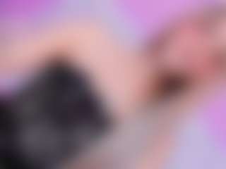 Live cam show with SamiQueen01 - No Smoking on CamwithHer