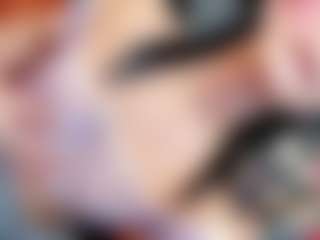 Live cam show with SamiQueen01 - Flat Chested on livesuperchat.net