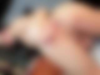 Live cam show with SamiQueen01 - Brown Eyes on Porn Luv