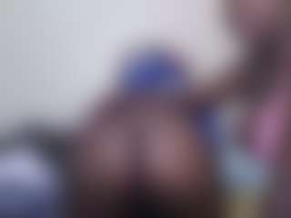 Live cam show with vivilavy - Deepthroat on CamwithHer