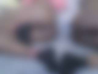 Live cam show with vivilavy - Drinking on madthumbs