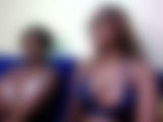 Live cam show with vivilavy - Spank Ebony on Dolls Live