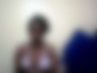 Live cam show with vivilavy - Flashing on Hubzter Live