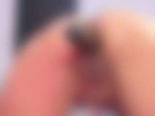Live cam show with mg-celeste - Thin on Cam Slut