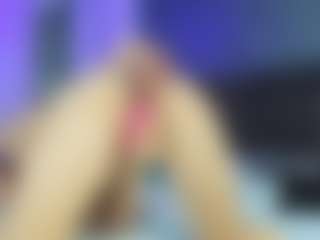 Live cam show with JasmineDreams - Small Tits on Camsoda