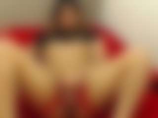 Live cam show with Gorgie-Willyams - Tease on TeamSkeetLive