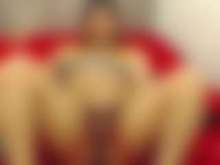 Live cam show with Gorgie-Willyams - Spank on AdultVida.com