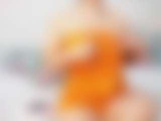 Live cam show with hornybarelylegalgirl - Dildo on Spunkpage