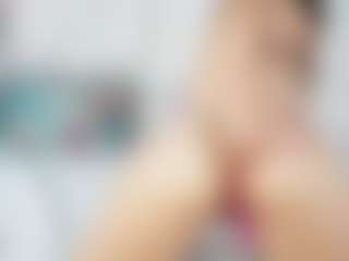 Hornybarelylegalgirl