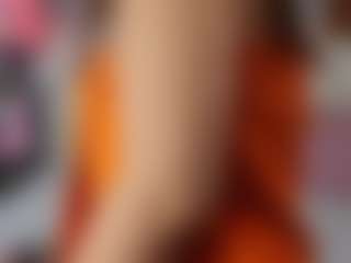 Live cam show with hornybarelylegalgirl - Granny on madthumbs