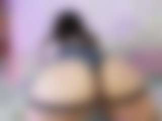 Live-camshow met hornybarelylegalgirl - Thick op Camsoda