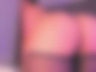 Live cam show with CataGomez - Squirt on chickslive.net