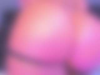 Live cam show with CataGomez - Strip on Camsoda