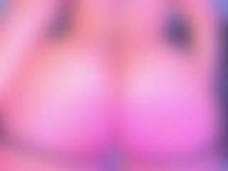 Live cam show with CataGomez - Oil on nudelive.tv