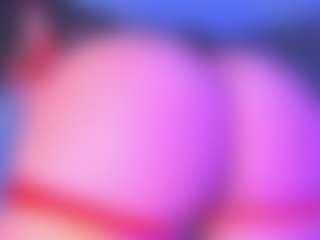 Live cam show with CataGomez - American Petite on Hubzter Live | colombia