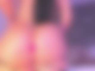 CataGomez's Live Sex Cam Show