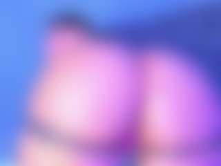 Live cam show with CataGomez - Pornstar BBW on madthumbs