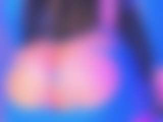 Live cam show with CataGomez - Shaved Pussy on madthumbs