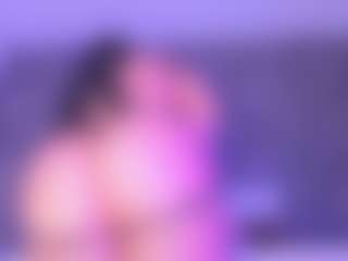 Live cam show with CataGomez - Curvy Latina on Livezox | colombia