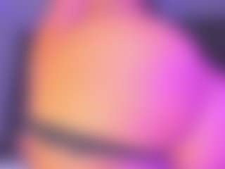 Live cam show with CataGomez - Sexwebcam Curvy on TeamSkeetLive