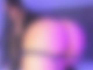 CataGomez's Live Sex Cam Show