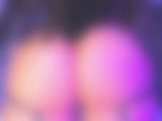 CataGomez's Live Sex Cam Show