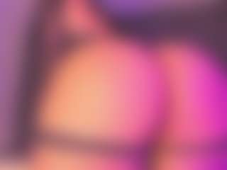 Live cam show with CataGomez - Lingerie on CamClone