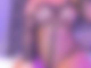 Live cam show with CataGomez - Strip Curvy on Camsoda