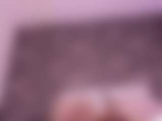 CataGomez's Live Sex Cam Show