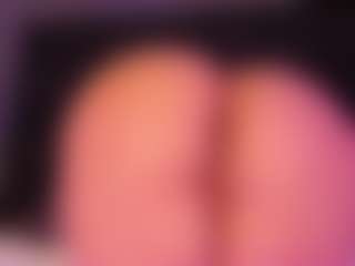 Live cam show with CataGomez - Shaved Pussy Latina on dropp.cam | colombia